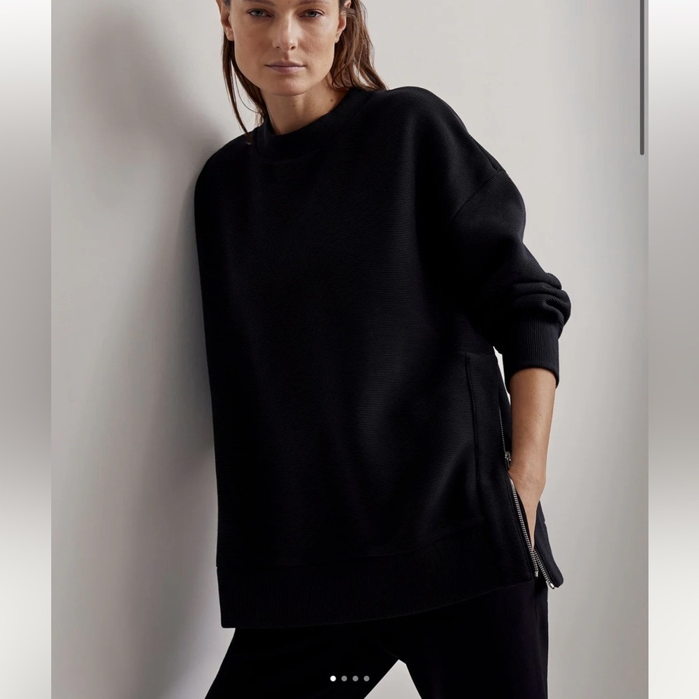 Varley Black Crew Neck Sweater